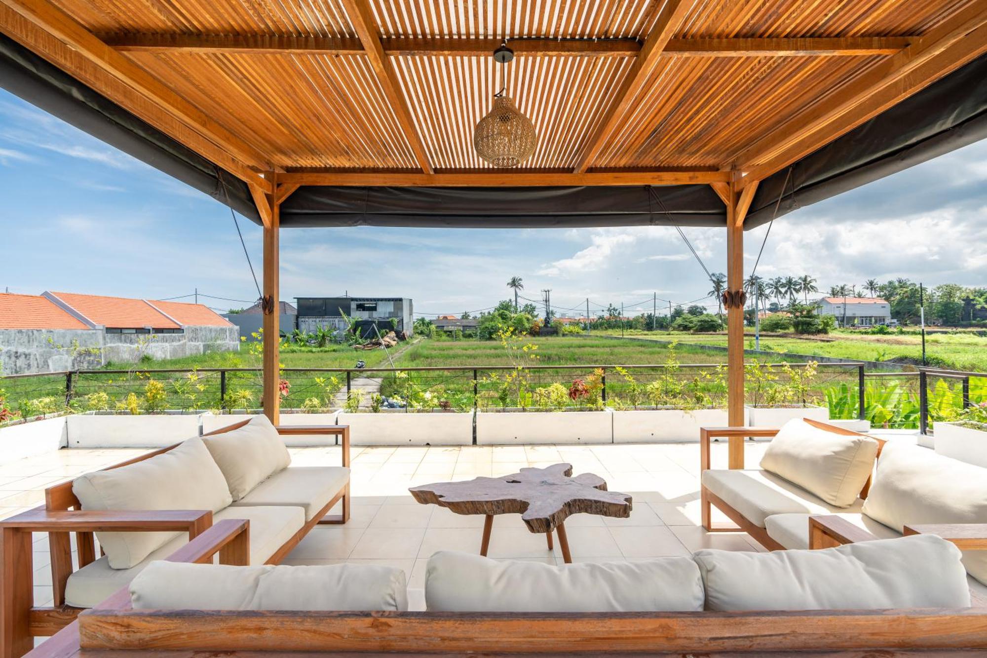 Villa Primarosa - Charming 3Br Villa With Rooftop Munggu Exterior photo