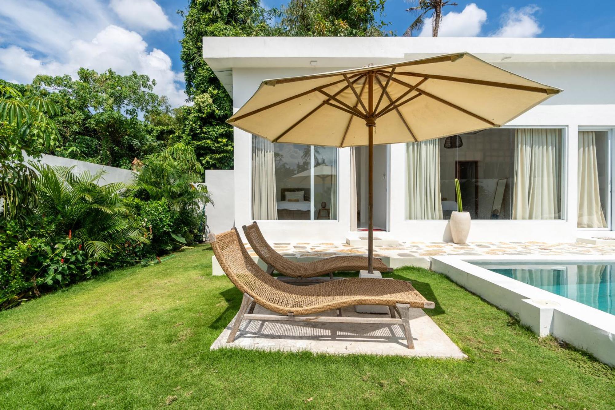 Villa Primarosa - Charming 3Br Villa With Rooftop Munggu Exterior photo